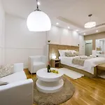 Peninsula Luxury Lejlighed *