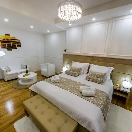 Peninsula Luxury Appartement *