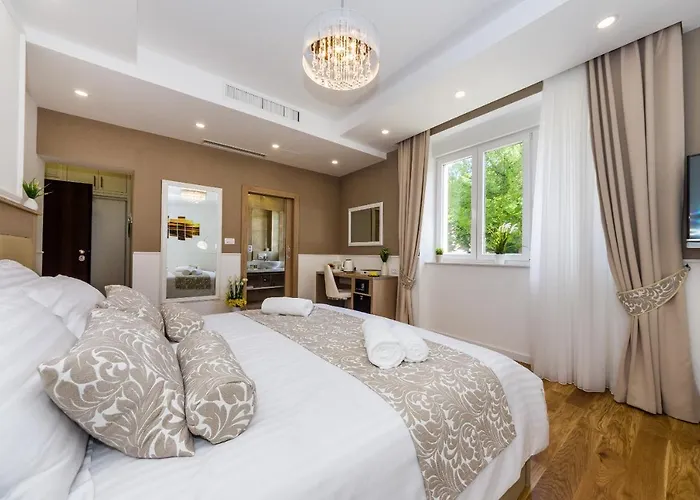 Peninsula Luxury * ザダル